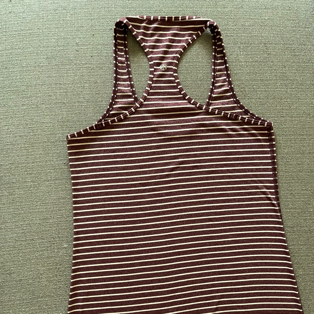 Lululemon tank